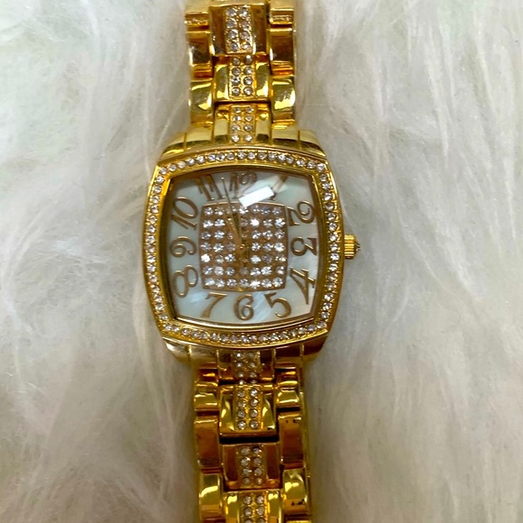 NEW - VICTORIA WIECK Watch - Picture 3 of 5